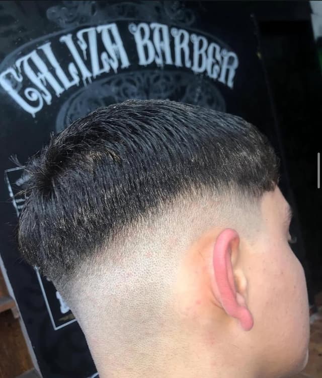 Corte feito na Caliza Barber
